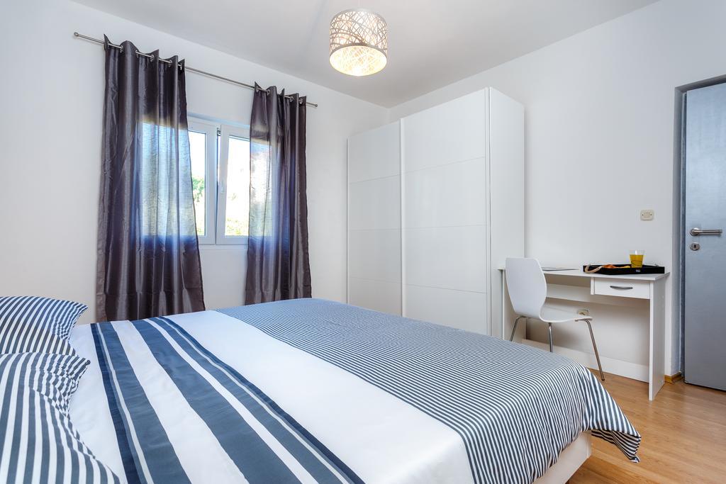 Holiday Home Iris Маріна Екстер'єр фото